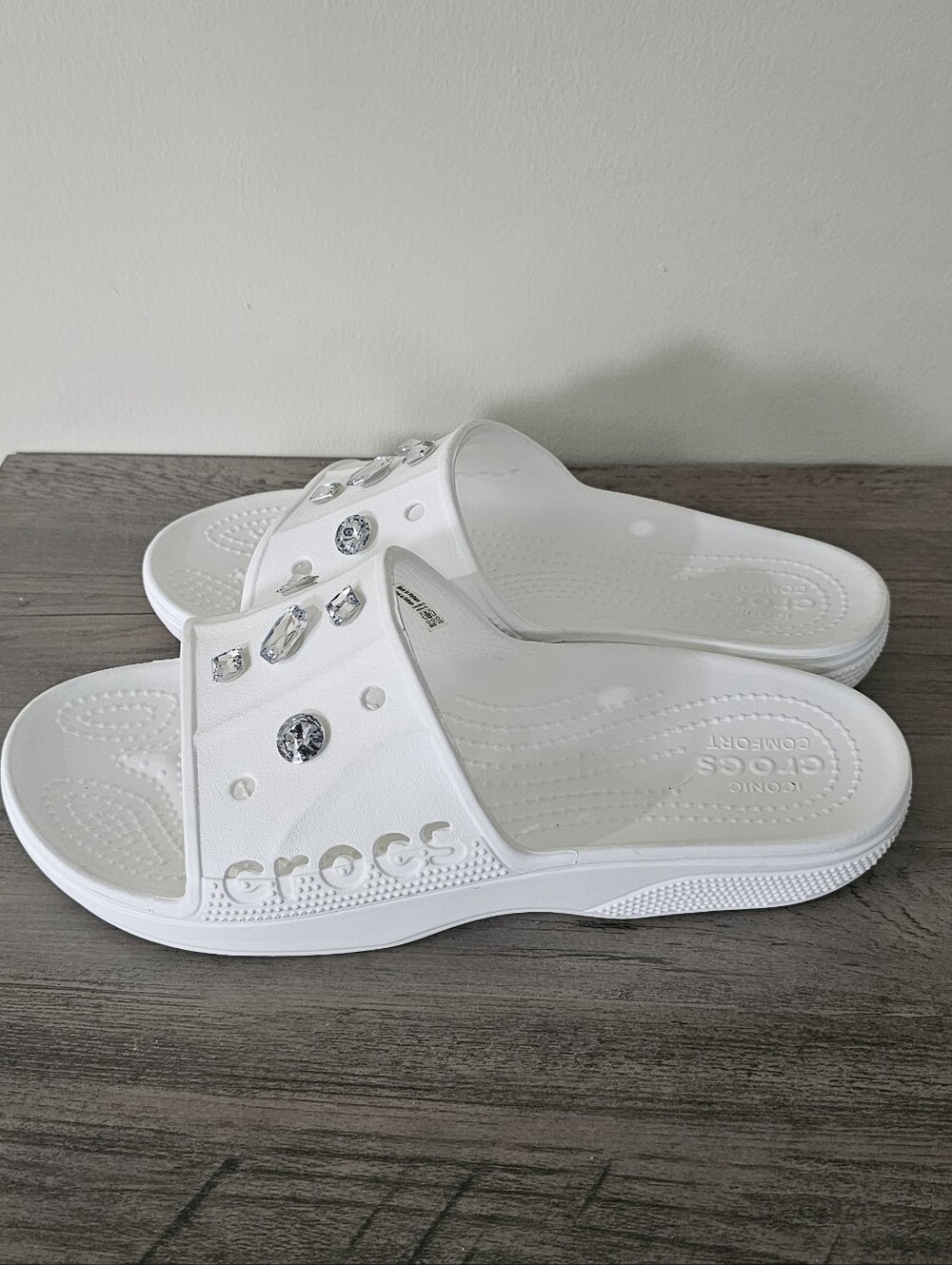 Crocs Adult Baya II Slide Sandals White Women 8 Men 6 Rhinestone Charms Slides - Picture 5 of 7